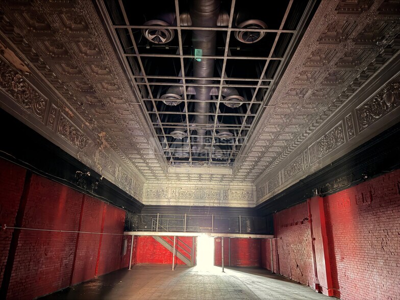 More Photos Of 328 S Main St, Akron Restaurant For Lease