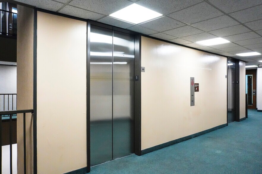 More Photos Of 5155 Flynn Pky, Corpus Christi Office For Lease