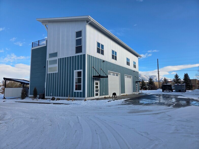 More Photos Of 2998 N 27th Ave, Bozeman Light Manufacturing For Lease