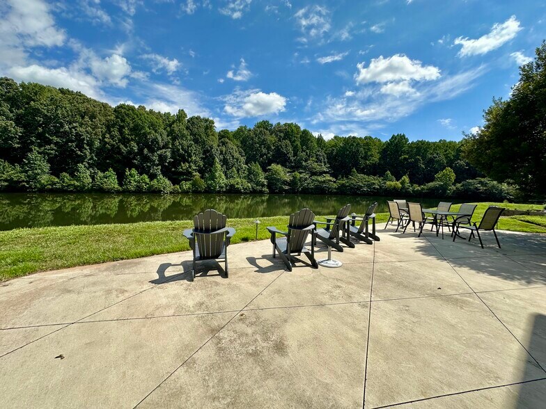 More Photos Of 6520 Airport Center Dr, Greensboro Office For Lease