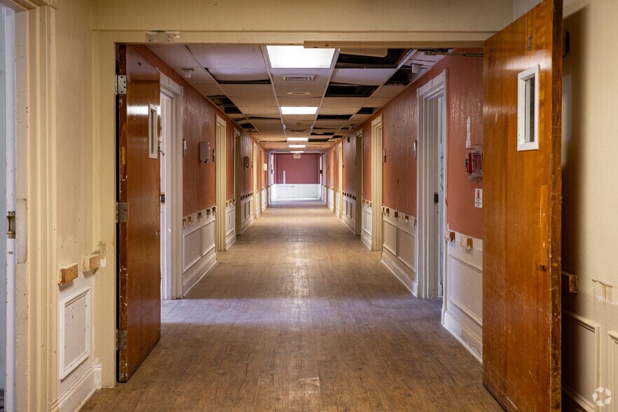 More Photos Of 240 Hannah Rd, Harriman Rehabilitation Center For Sale