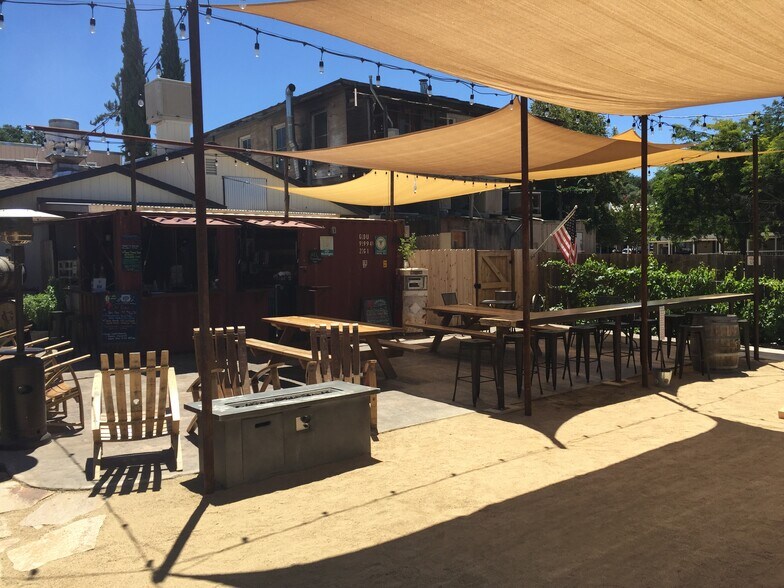 More Photos Of 18242 Main St, Jamestown Restaurant For Sale