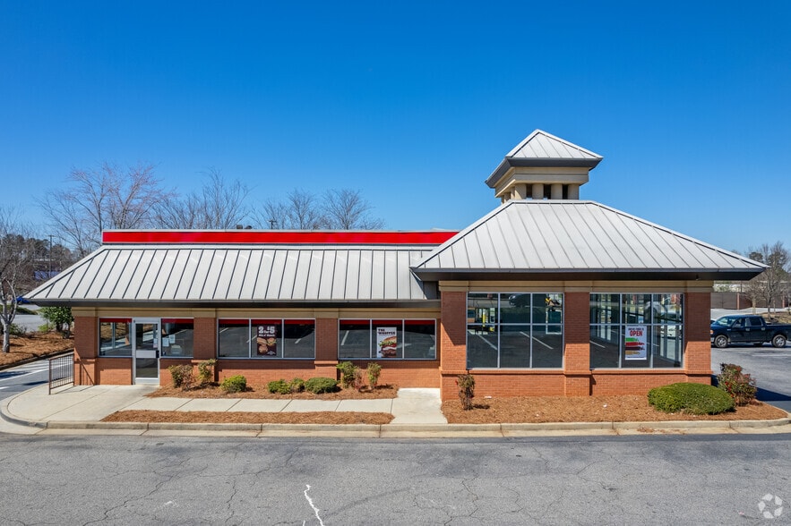 Primary Photo Of 890 N Main St, Alpharetta Fast Food For Lease