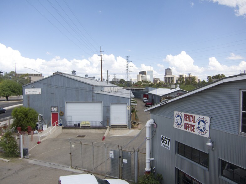 More Photos Of 695 W Saint Marys Rd, Tucson Self Storage For Sale