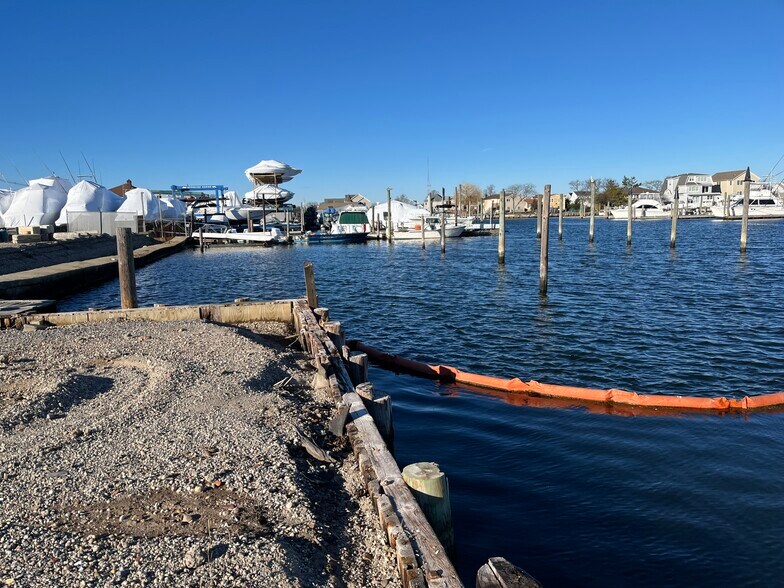 More Photos Of 55 Hudson Ave, Freeport Land For Sale