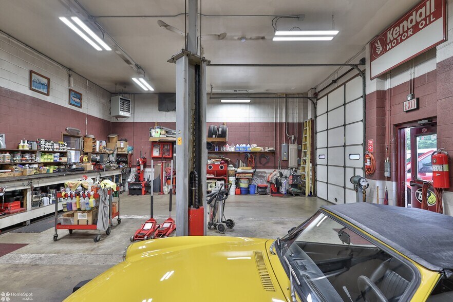 More Photos Of 15524 Kutztown Rd, Kutztown Auto Dealership For Sale