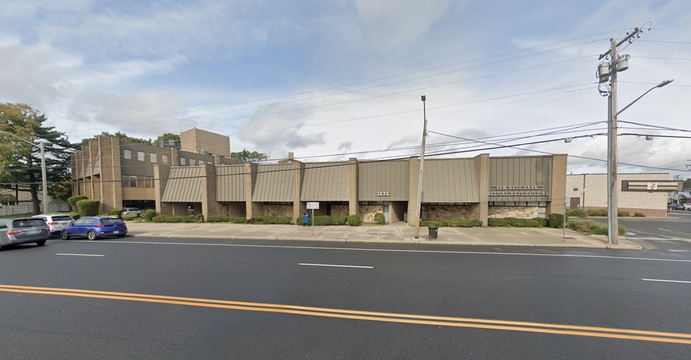 Primary Photo Of 1575 Hillside Ave, New Hyde Park Medical For Sale