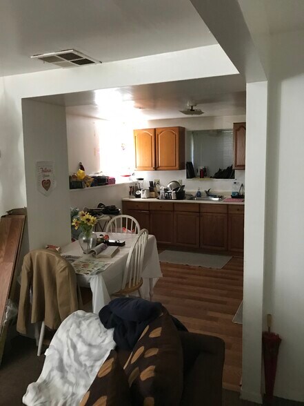 More Photos Of 1364 E 27th St, Oakland Apartments For Sale
