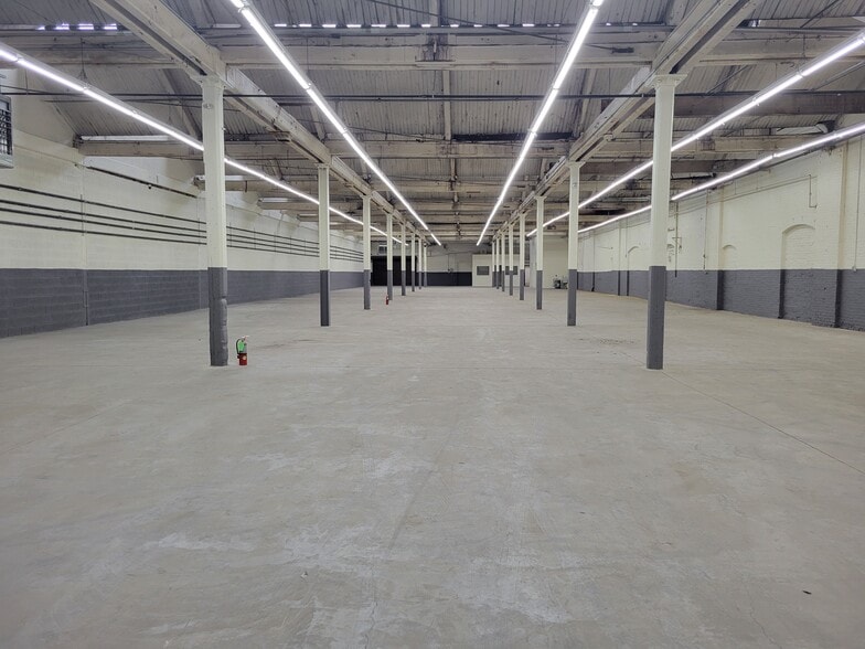 More Photos Of 90 Dayton Ave, Passaic Unknown For Lease