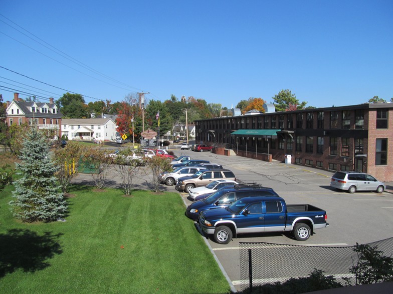 Primary Photo Of 322 W Main St, Tilton Storefront Retail Office For Lease