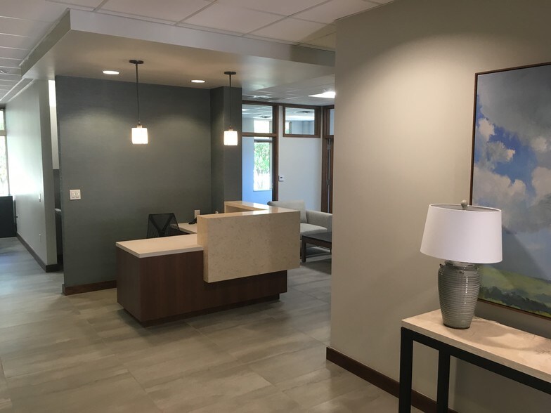 More Photos Of 4413 Spicewood Springs Rd, Austin Office For Lease