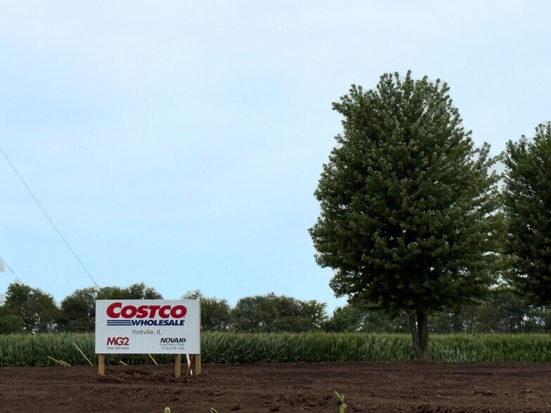 More Photos Of NEC Route 34 and Countryside Pky, Yorkville Land For Sale