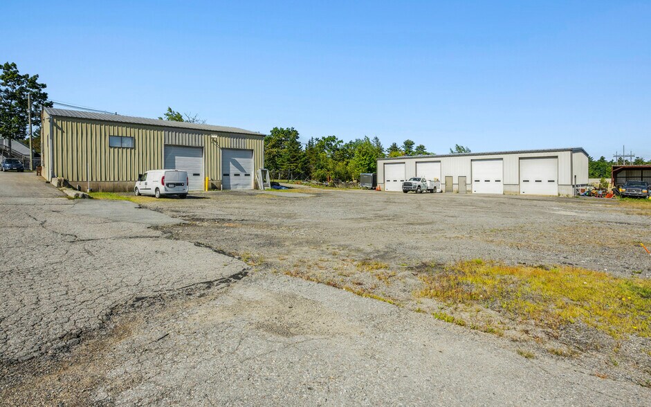 More Photos Of 143 Colony Rd, Gardner Self Storage For Sale