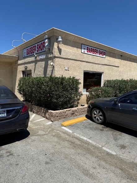 More Photos Of 101 W Avenue I, Lancaster Restaurant For Sale