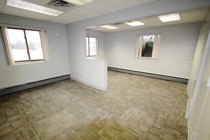 More Photos Of 12351 Prospect Rd, Strongsville Office For Lease