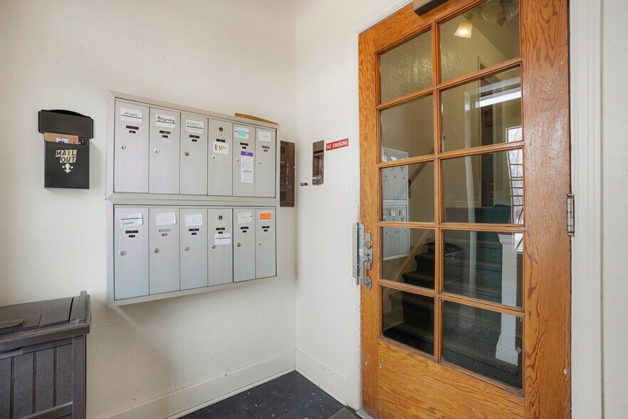 More Photos Of 600 S Logan St, Denver Apartments For Sale