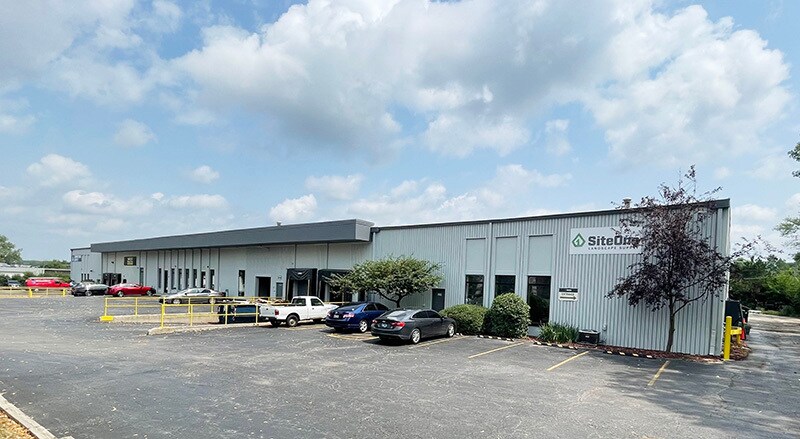 More Photos Of 5365-5379 Walnut Ave, Downers Grove Warehouse For Lease