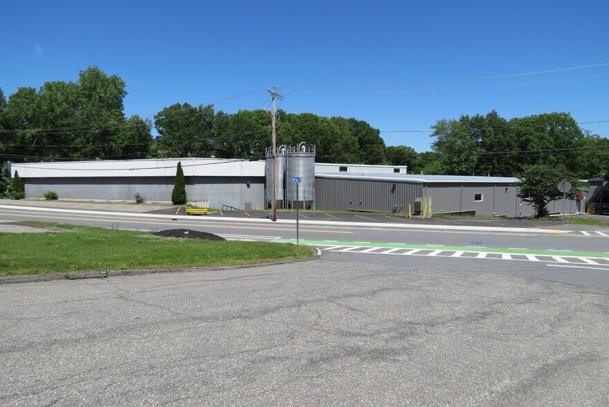 More Photos Of 50 June St, Leominster Industrial For Lease