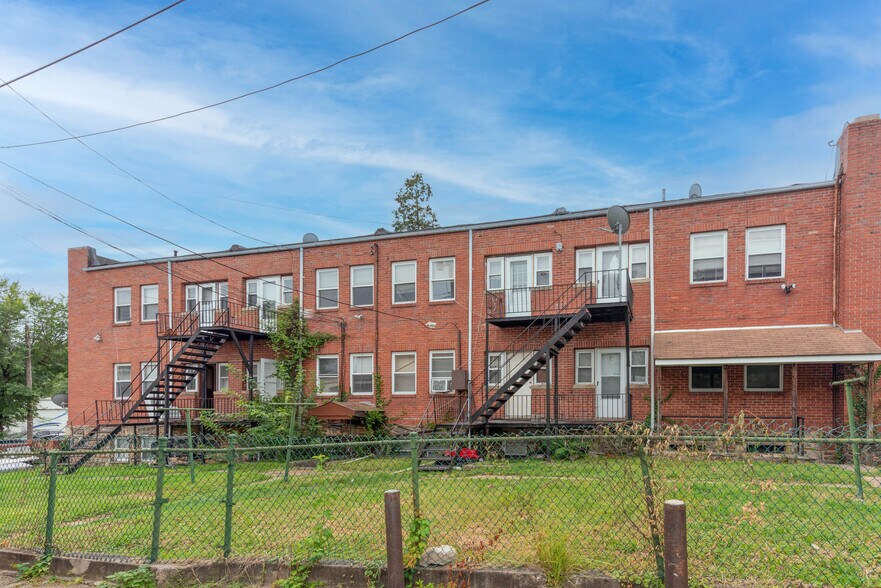 More Photos Of 4901 York Rd, Baltimore Apartments For Sale