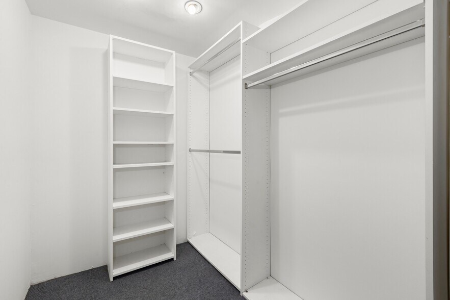 More Photos Of 1908 Hillcrest Rd, Los Angeles Apartments For Sale