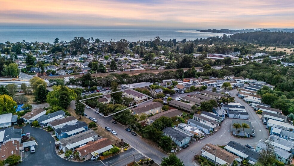 More Photos Of 2643 Mar Vista Dr, Aptos Apartments For Sale