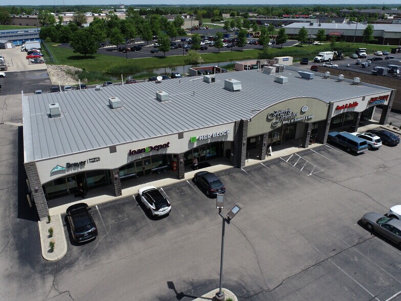 More Photos Of 2331-2355 W Main St, Troy Storefront For Lease
