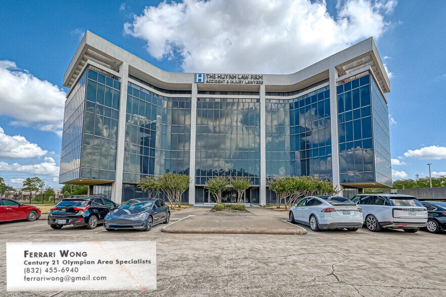Primary Photo Of 6100 Corporate Dr, Houston Office For Sale