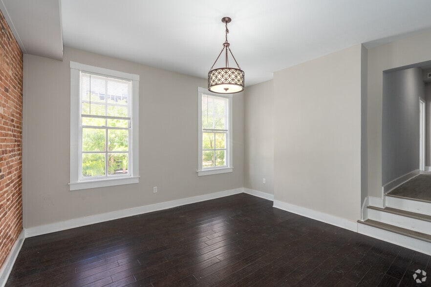 More Photos Of 617-631 W Lexington St, Baltimore Apartments For Lease