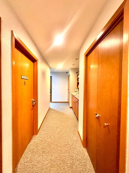 More Photos Of 1800 Cooper Point Rd SW, Olympia Office For Sale