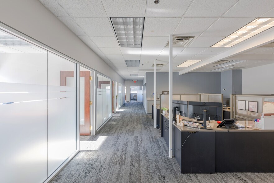 More Photos Of 300 Centerville Rd, Warwick Medical For Sale