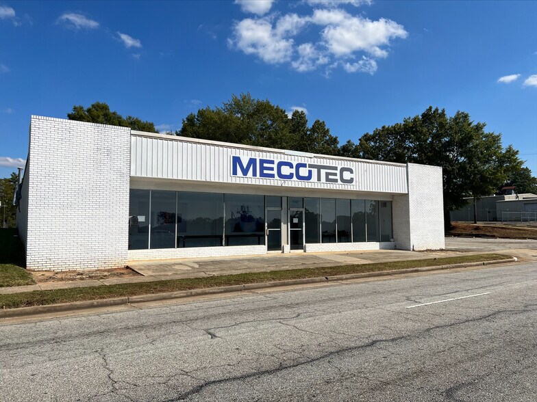 More Photos Of 1007 S Murray Ave, Anderson Light Distribution For Sale