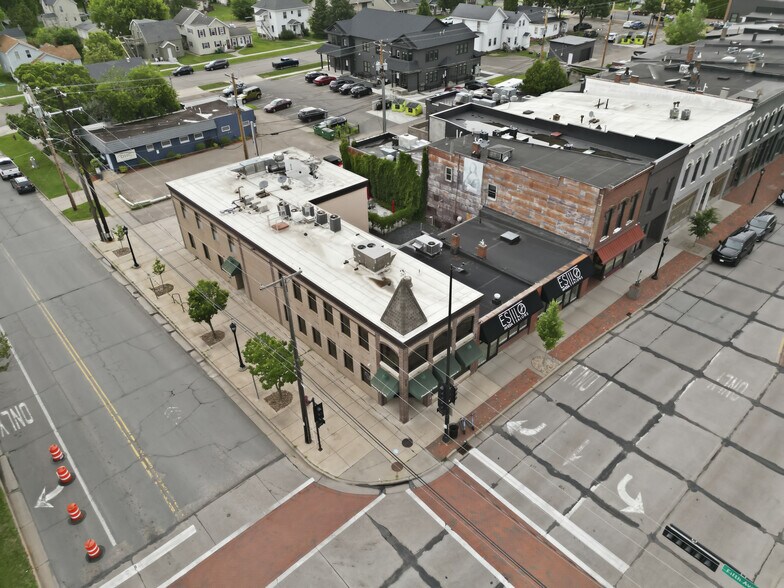 More Photos Of 442 Water St, Eau Claire Bar For Sale