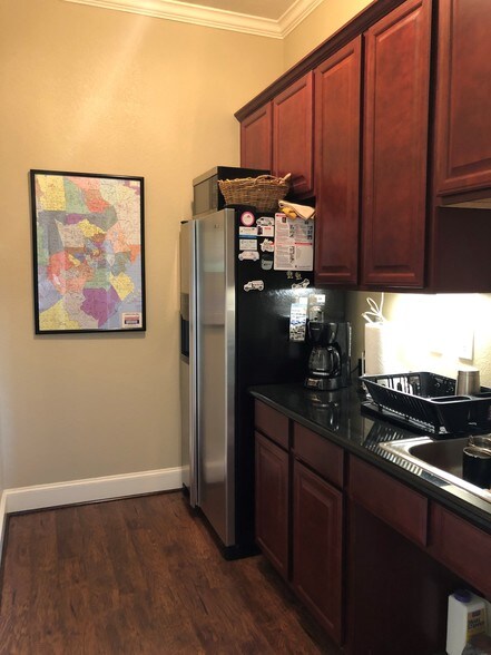 More Photos Of 13644 Breton Ridge St, Houston Medical For Sale