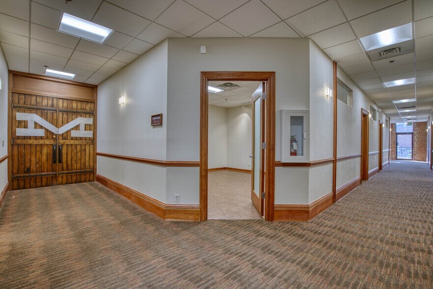 More Photos Of 1136 Pearl St, Boulder Office For Lease
