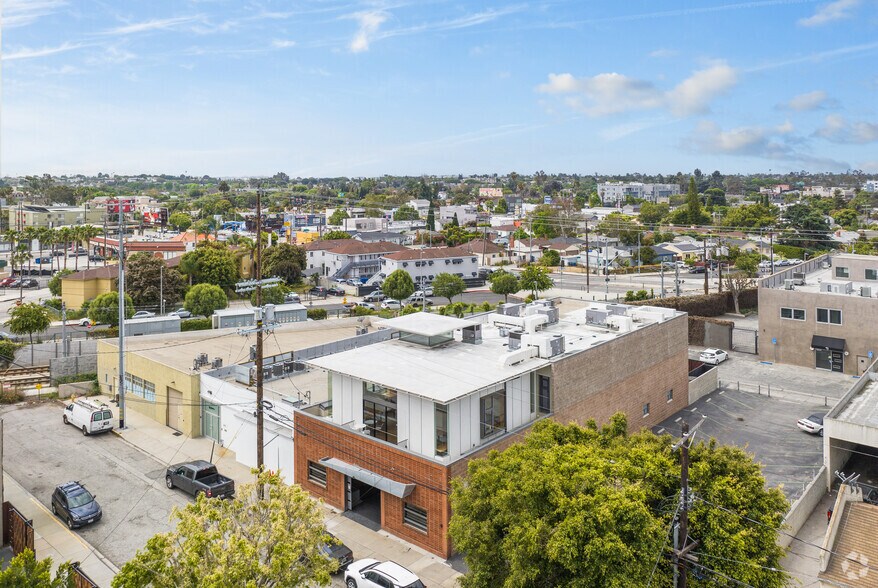 More Photos Of 2251 Barry Ave, Los Angeles Loft Creative Space For Sale