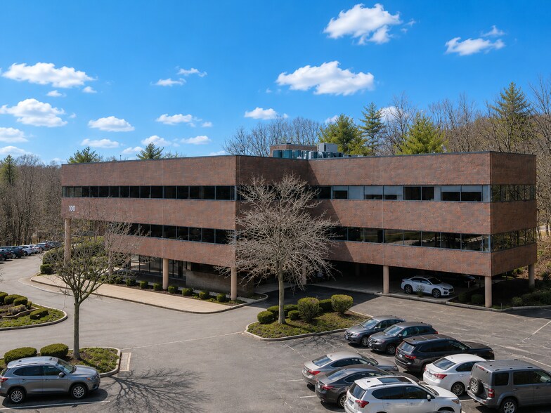 More Photos Of 100 Dutch Hill Rd, Orangeburg Medical For Lease