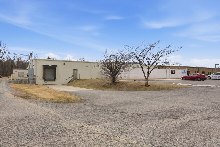 More Photos Of 5190 Dominion Dr, Dublin Warehouse For Sale