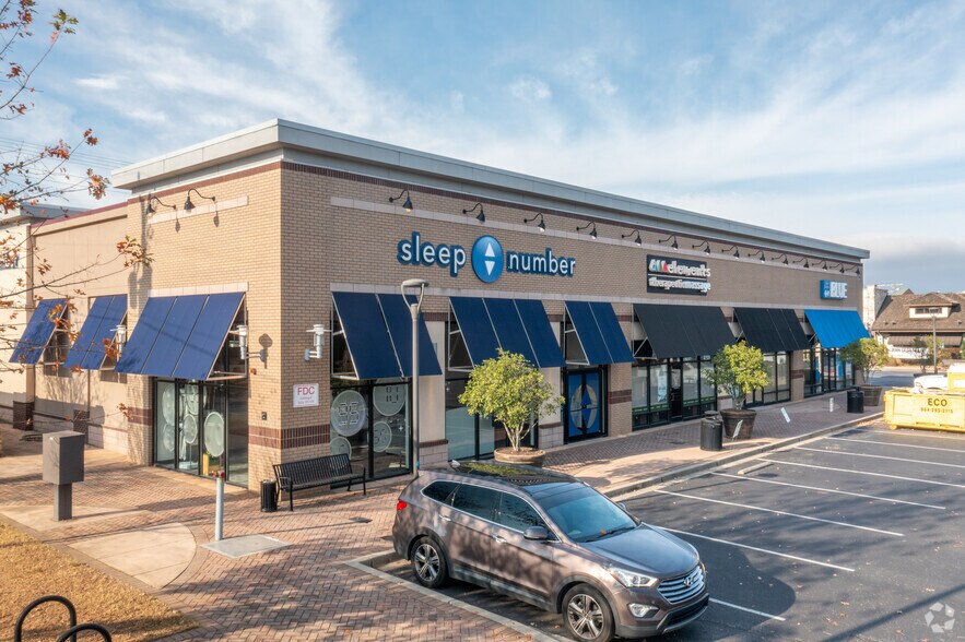 More Photos Of 1025 Woodruff Rd, Greenville Unknown For Lease