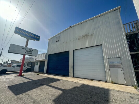 More Photos Of 1590 S McCall Rd, Englewood Auto Repair For Sale