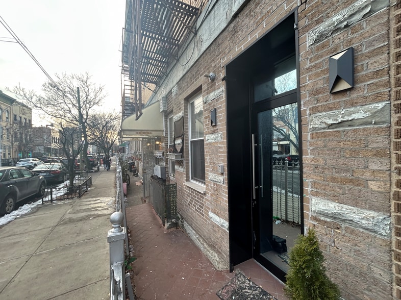 More Photos Of 590 Onderdonk Ave, Ridgewood Storefront Retail Residential For Lease