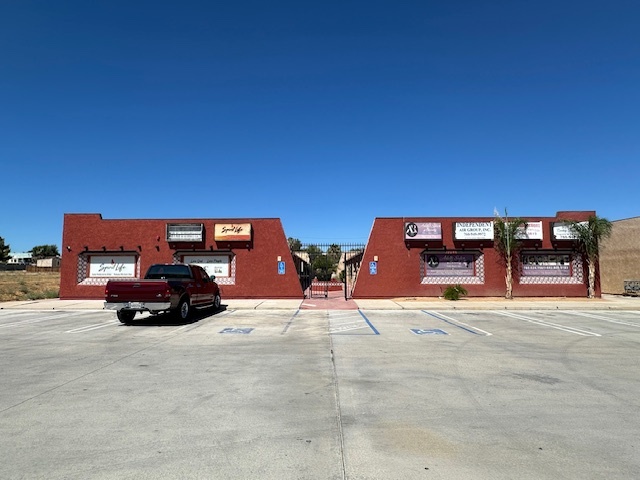 Primary Photo Of 12046 Jacaranda Ave, Hesperia Office For Lease