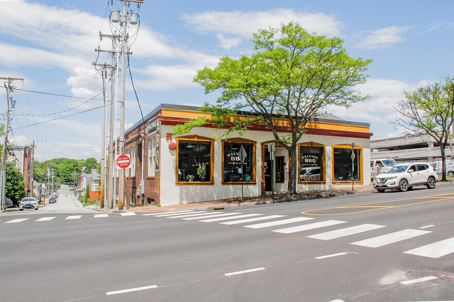 More Photos Of 919 Congress St, Portland Restaurant For Lease