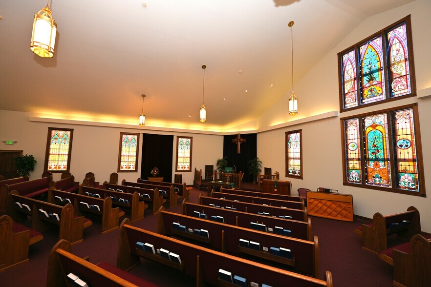 More Photos Of 77 E 50 N, Winamac Religious Facility For Sale