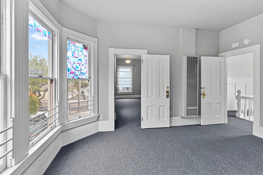 More Photos Of 2242 Washington Ave, San Leandro Office Residential For Sale
