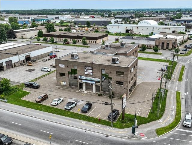 Primary Photo Of 1300 Grande Allée, Terrebonne Office For Sale