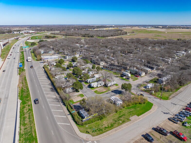 More Photos Of 7901 E Ben White Blvd, Austin Manufactured Housing Mobile Home Park For Sale