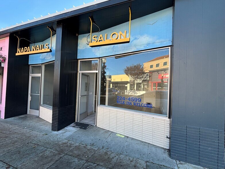 More Photos Of 1405-1417 2nd St, Napa Freestanding For Lease
