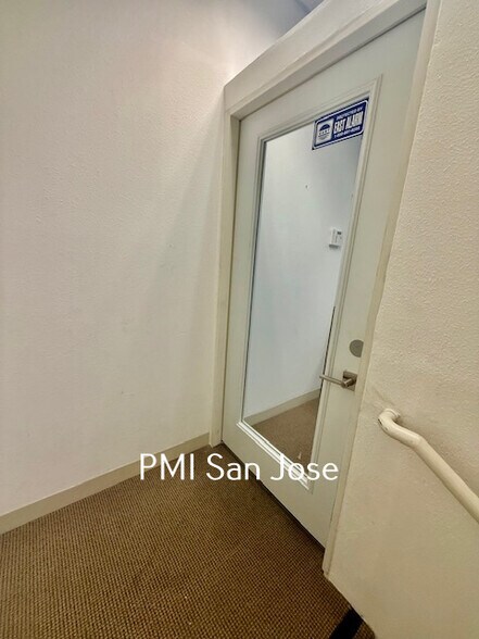 More Photos Of 1889-1921 Concourse Dr, San Jose Office For Lease