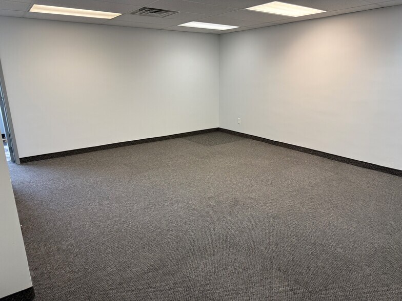 More Photos Of 201 E 5900 S, Murray Medical For Lease