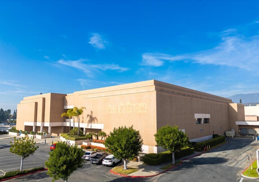 More Photos Of 5060 Montclair Plaza Ln, Montclair Unknown For Lease